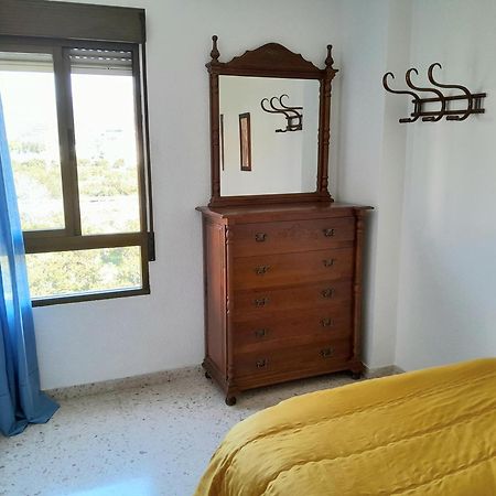 Room In Shared Apartment With Parking Almuñécar Exterior foto